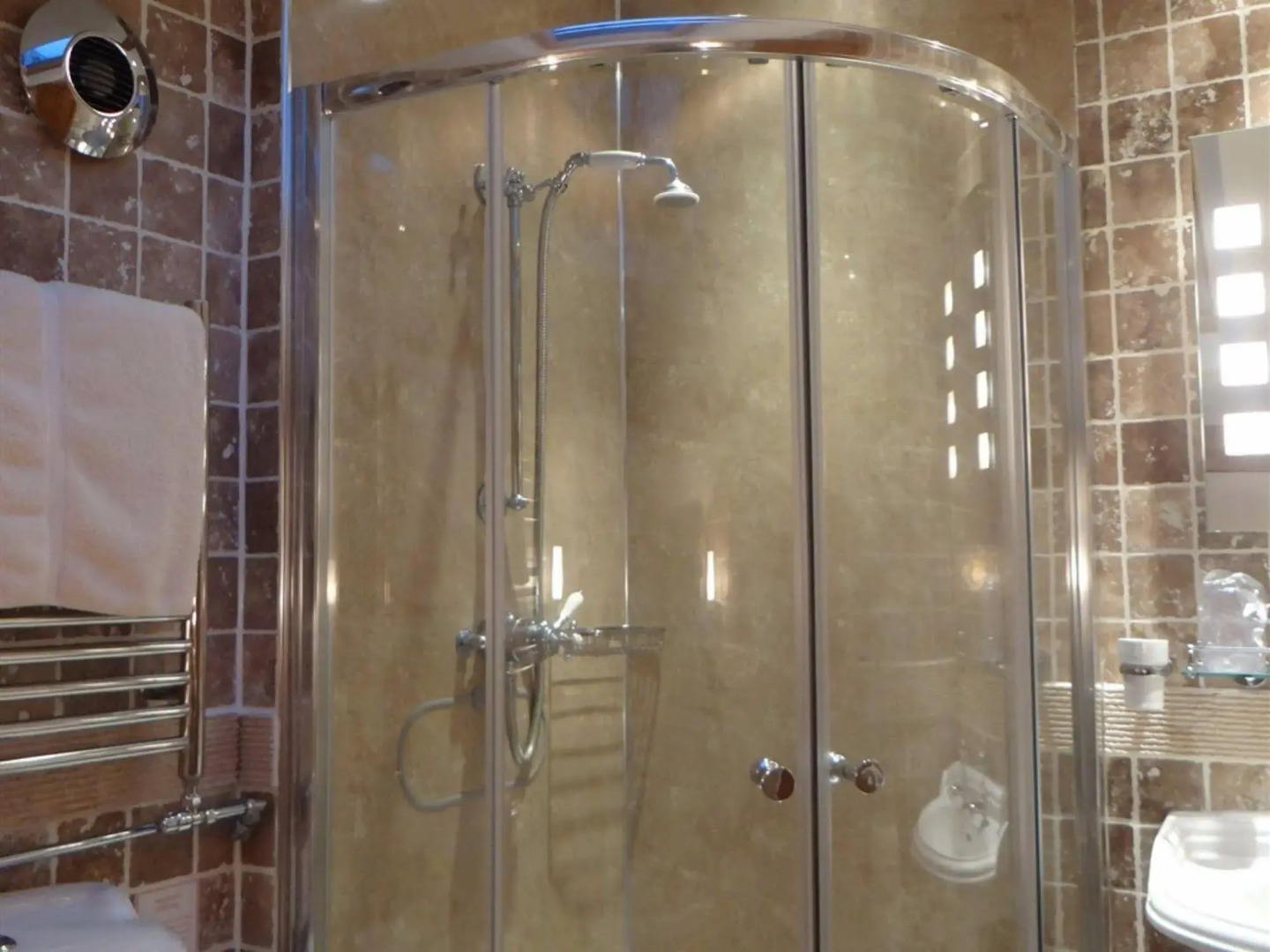 The Wayside and Whisky Barn