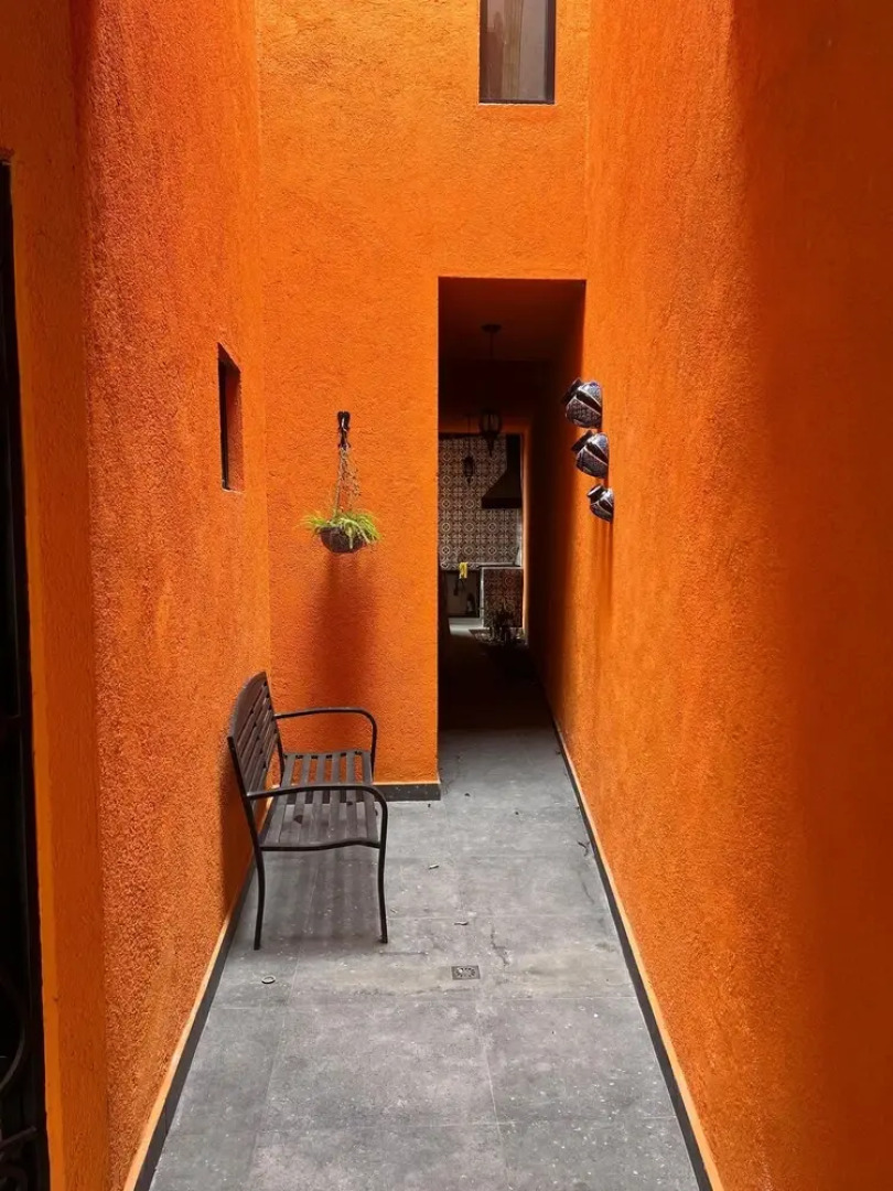 Casa Colonial en Pueblo Mágico by Adhoc