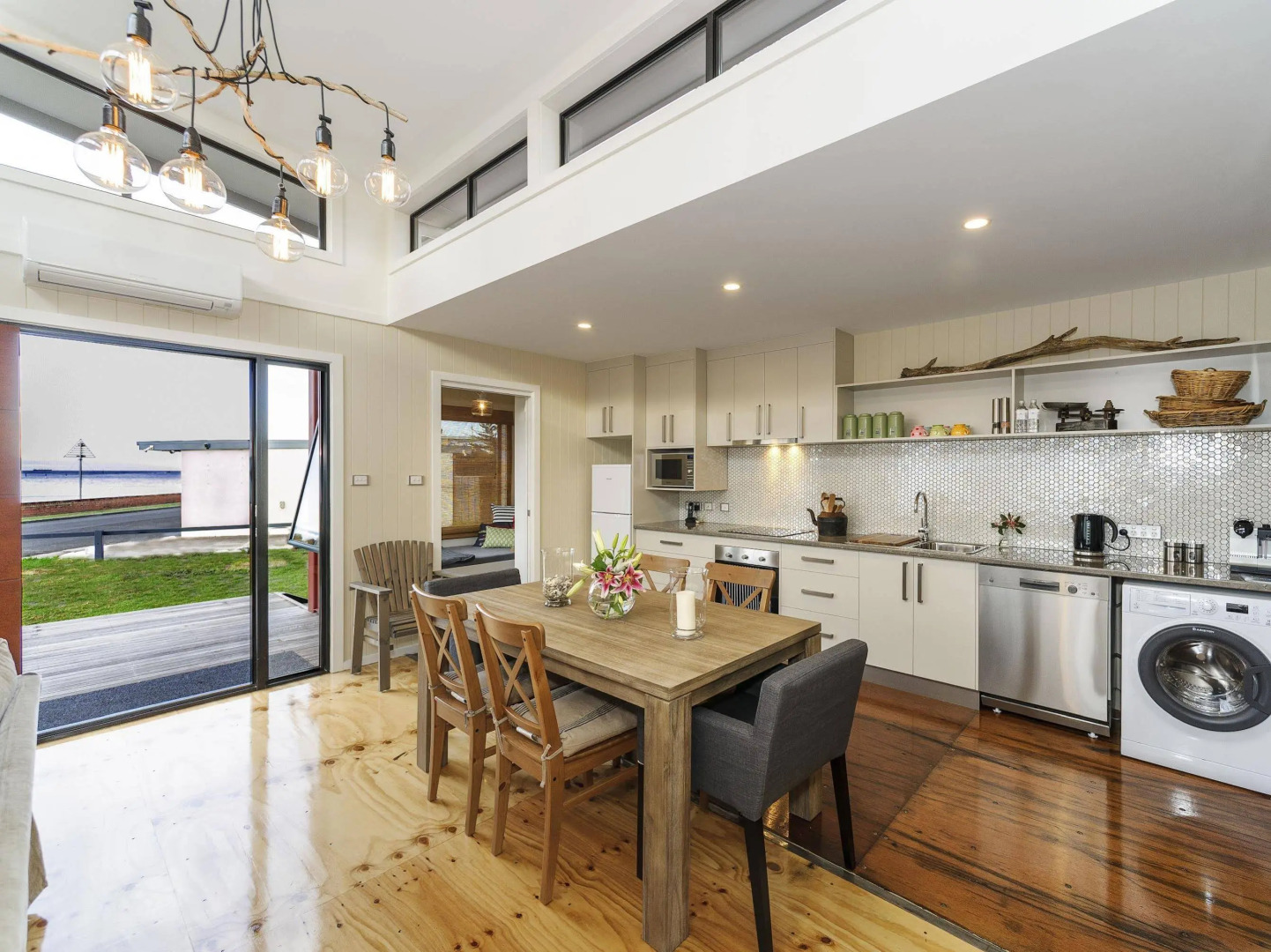 Coastal Pods Wynyard