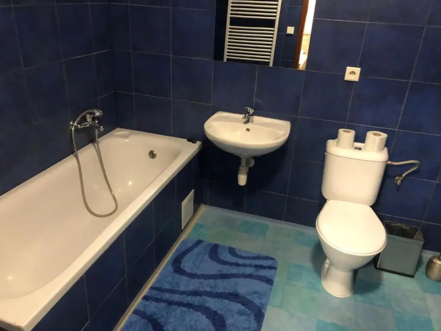 LAGUNA Hotel & Restaurant