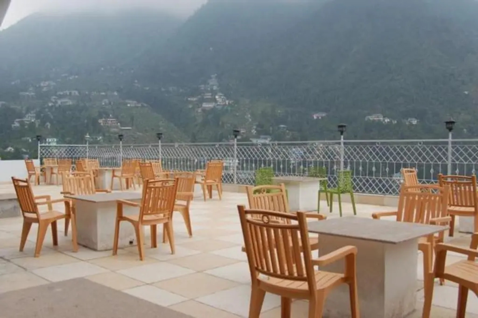 Hotel Gandhi's Paradise