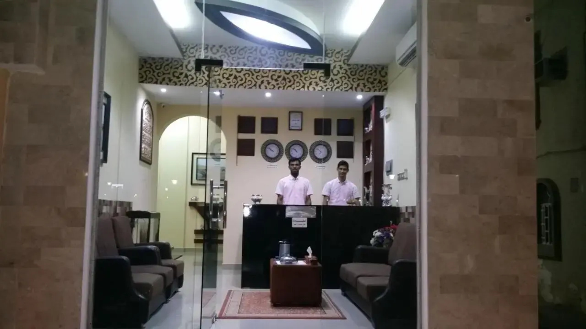 Leading Wings Beach Apartments