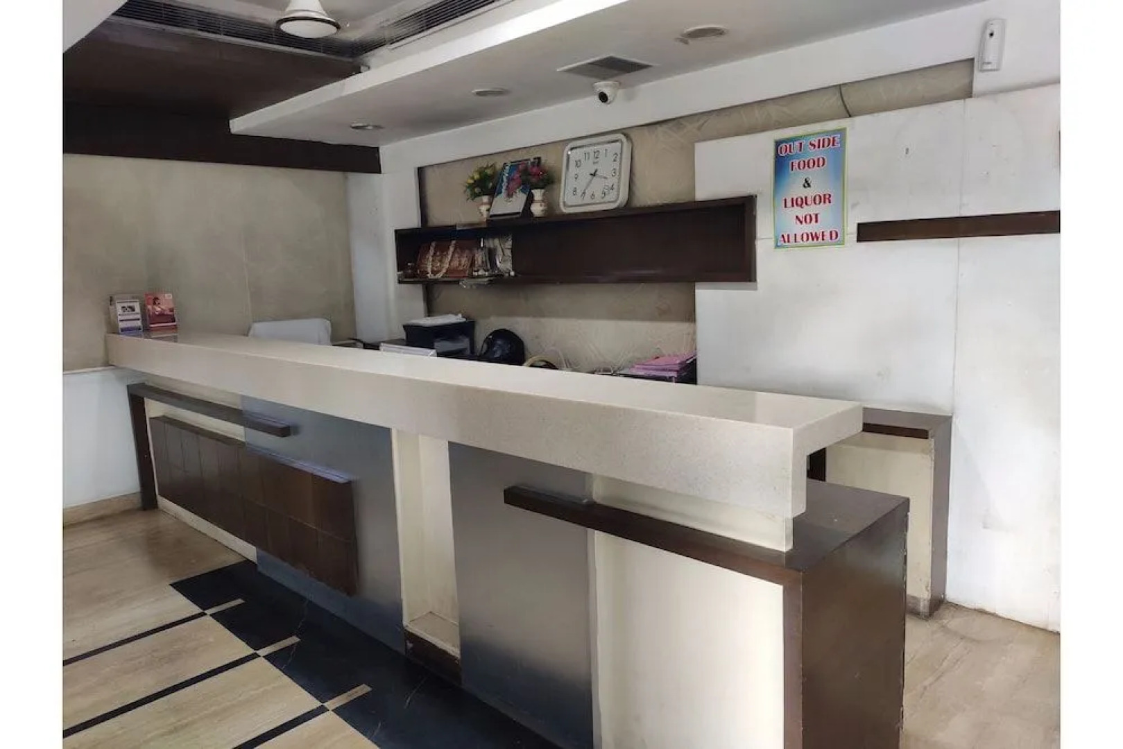 Capital O 44963 Landmark Residency