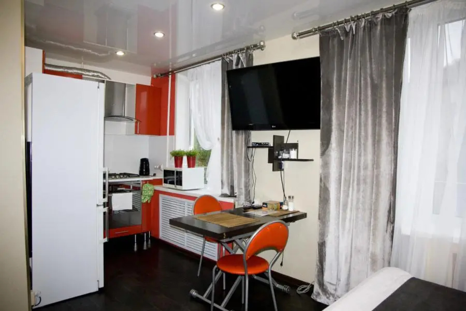 Барбарис на улице Свердлова 134