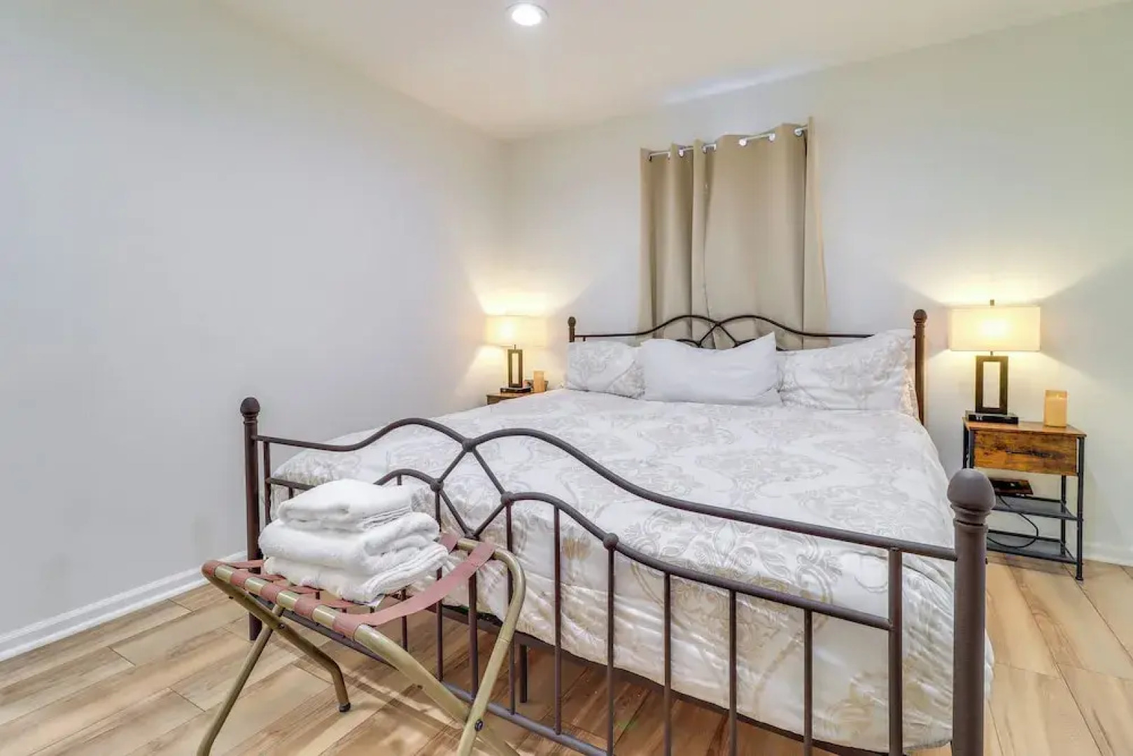 7 Mi to Downtown: Toledo Apt Near Franklin Park