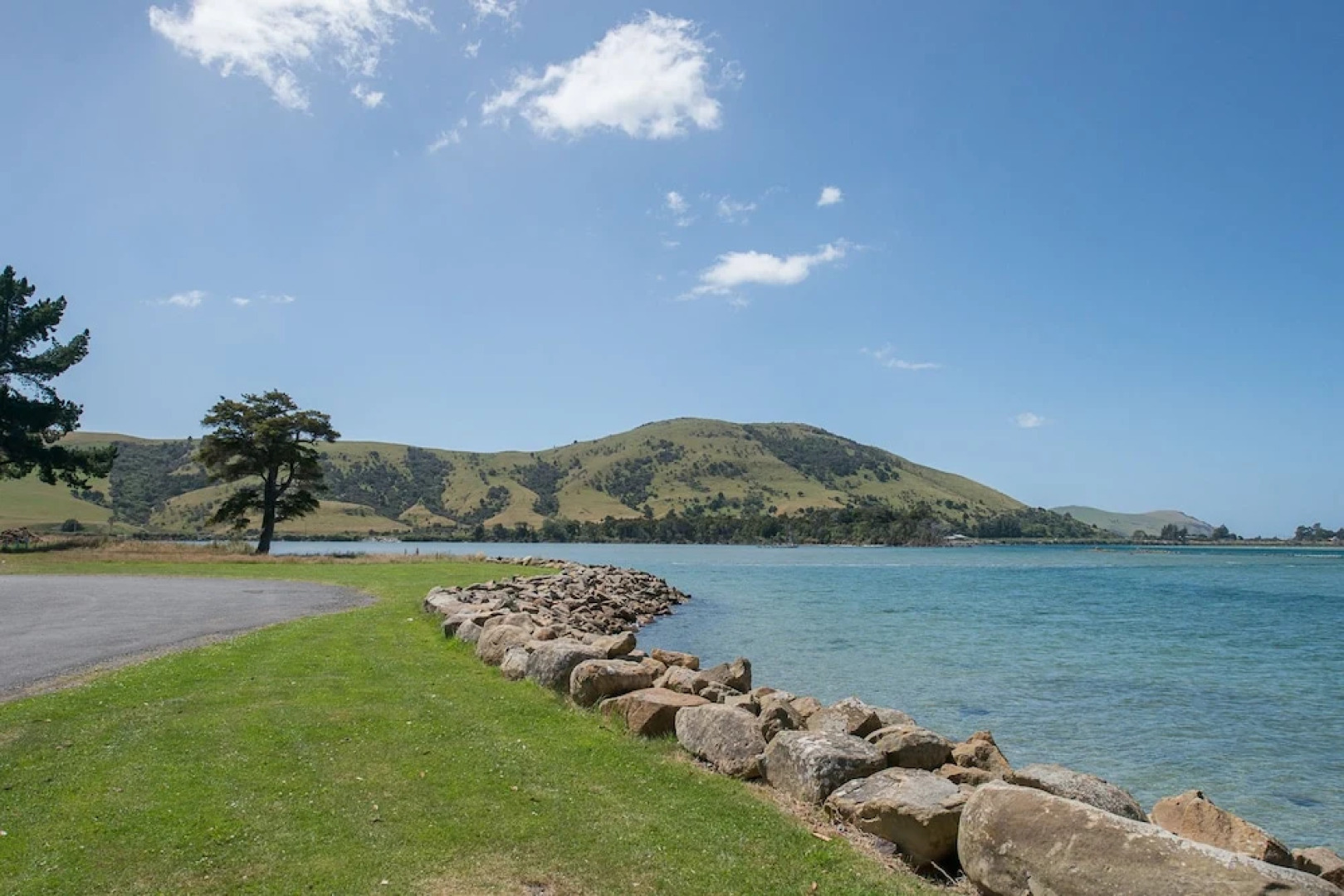 Pounawea Waterfront Motels