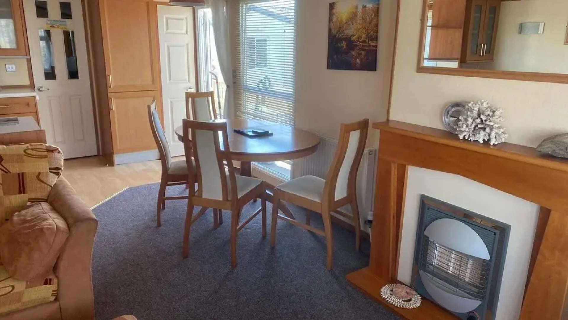 2 Bedroom Caravan at Heacham Beach With Decking