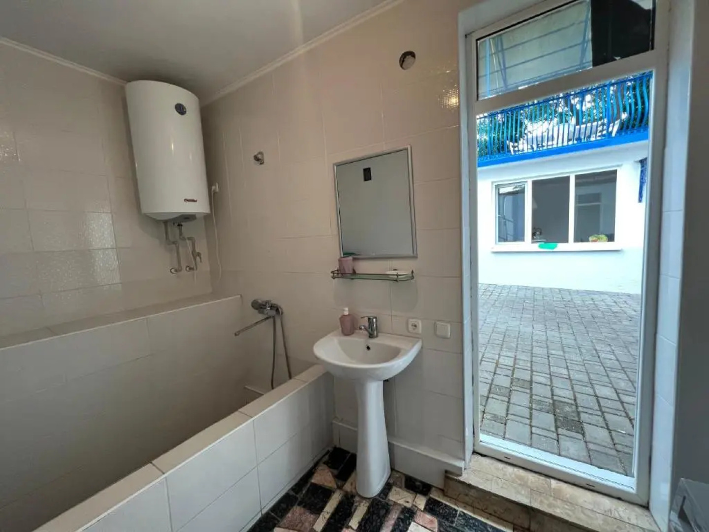 Guest House Morskaia 62