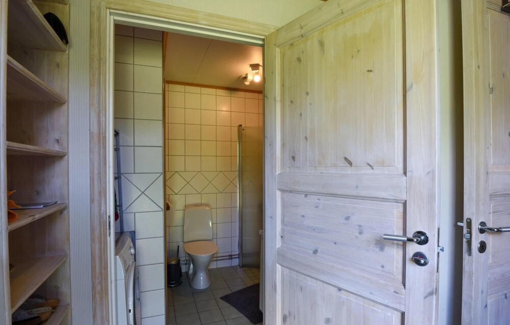 Amazing Home in Uddevalla With 6 Bedrooms, Sauna and Wifi