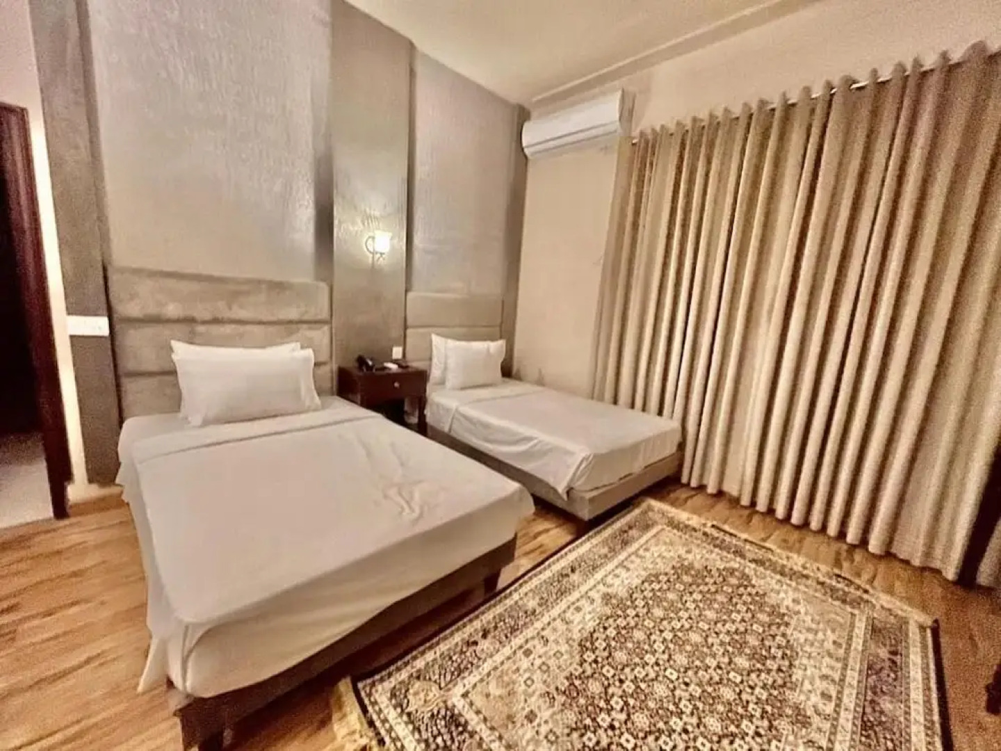 Shelton Hotel Mardan