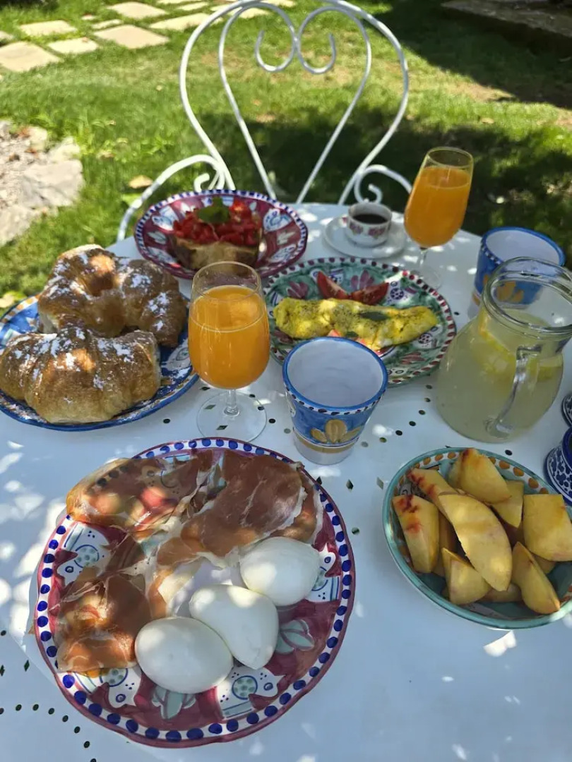 Tramonti Divini Amalfi Country House