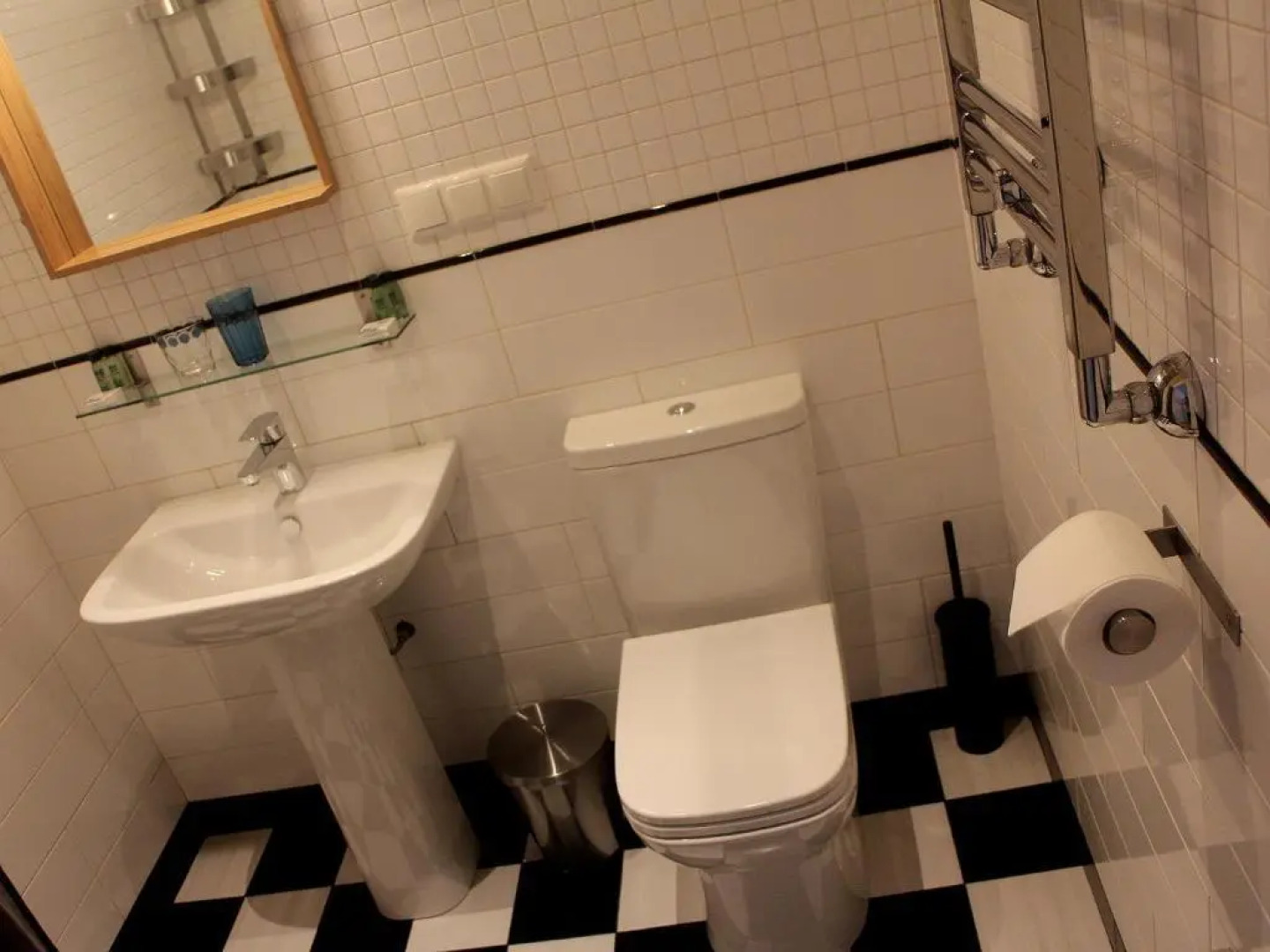 Белые аллеи