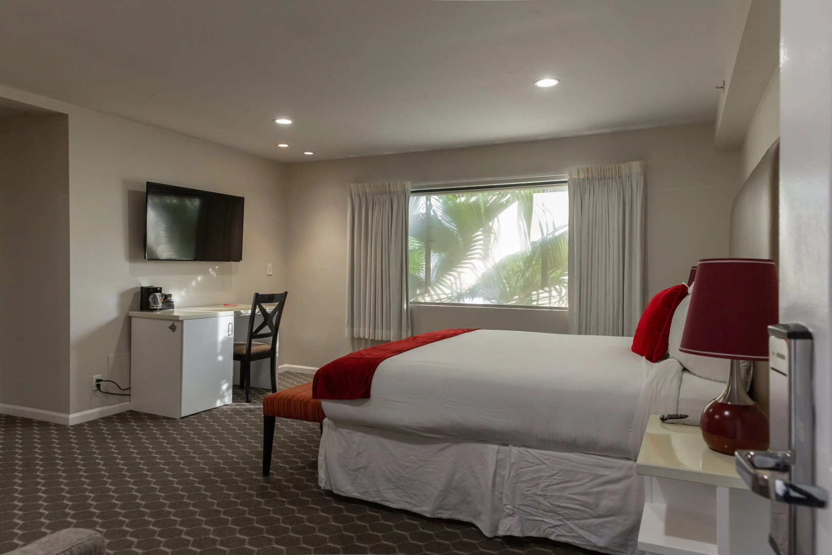 Shelter Hotel