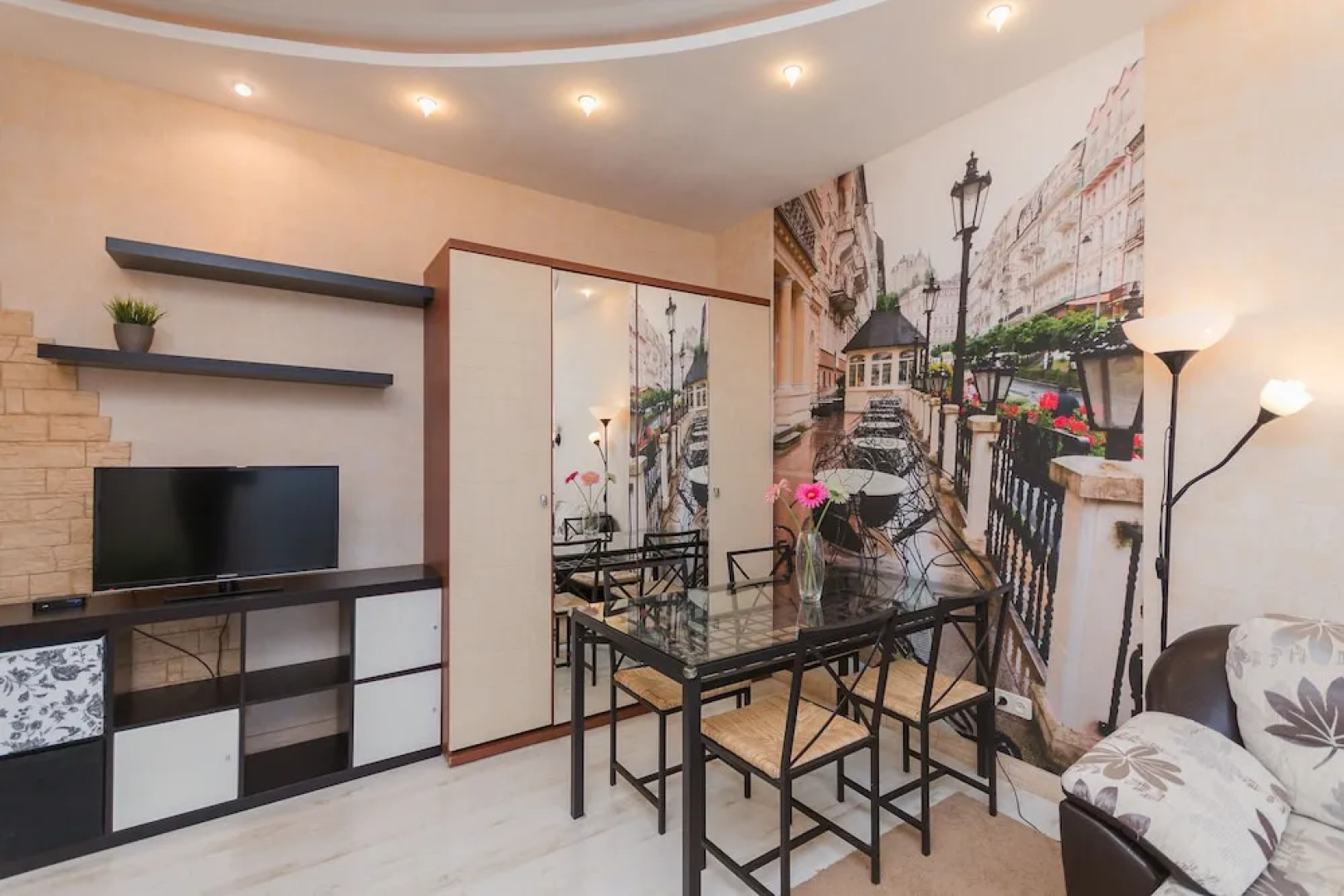 Апартаменты на Белинского 11/66, кв. 79