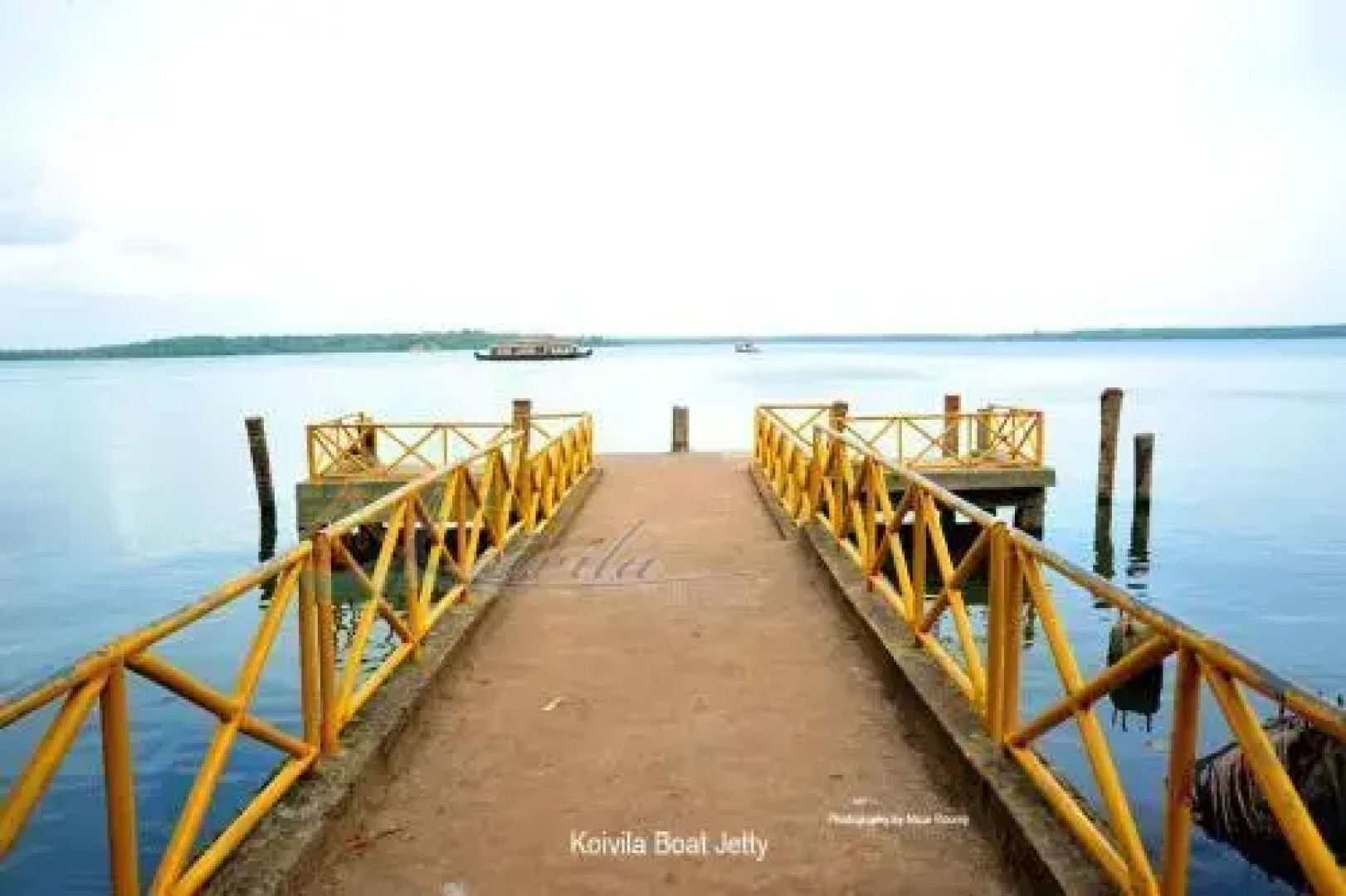 Roomys Nest Ashtamudi Homes