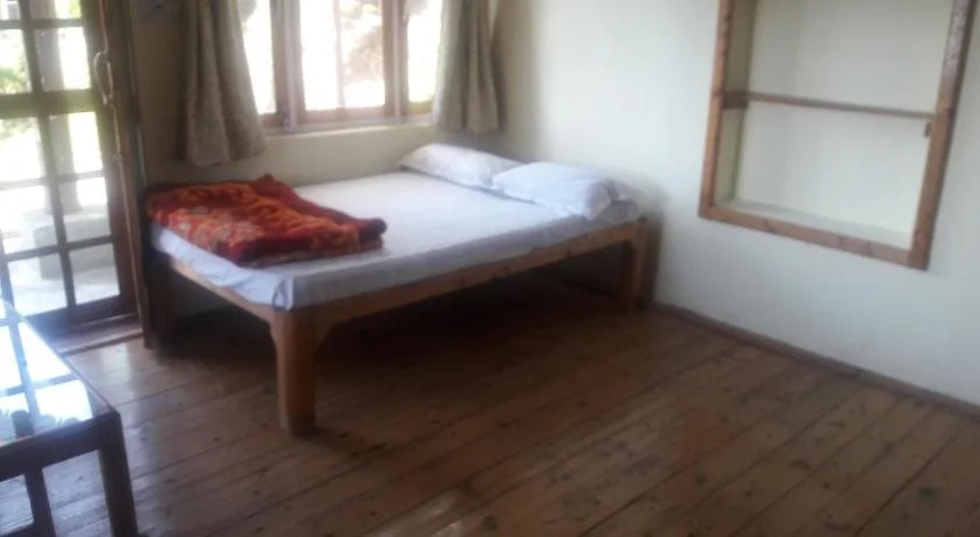 Khim's Guest House & Restaurant