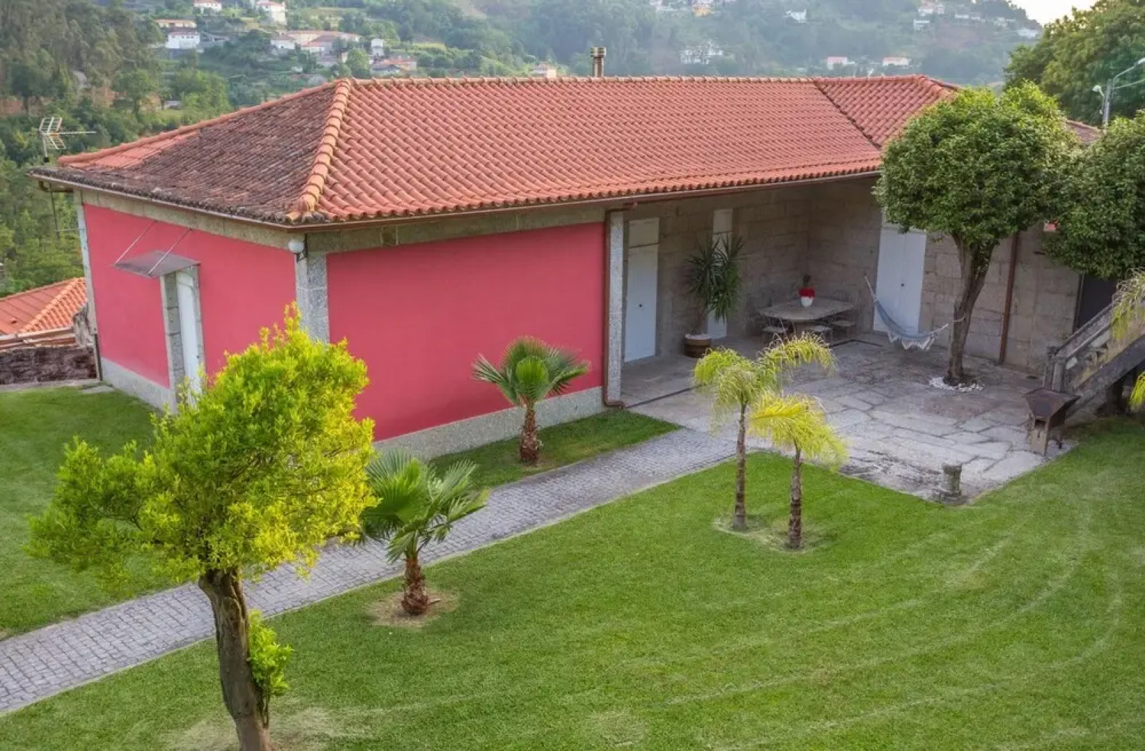 Villa with 3 bedrooms in Sobradelo da Goma with wonderful mountain view private pool enclosed garden 60 km from the beach