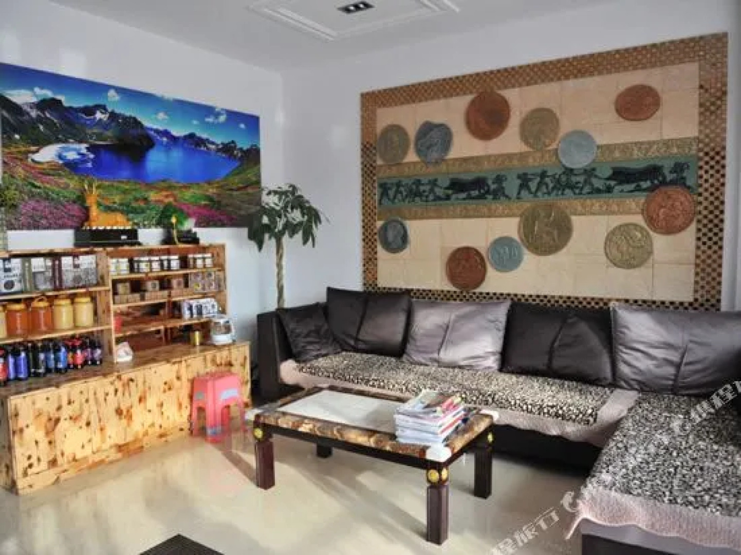 Changbaishan Juxianju Shishang Hotel