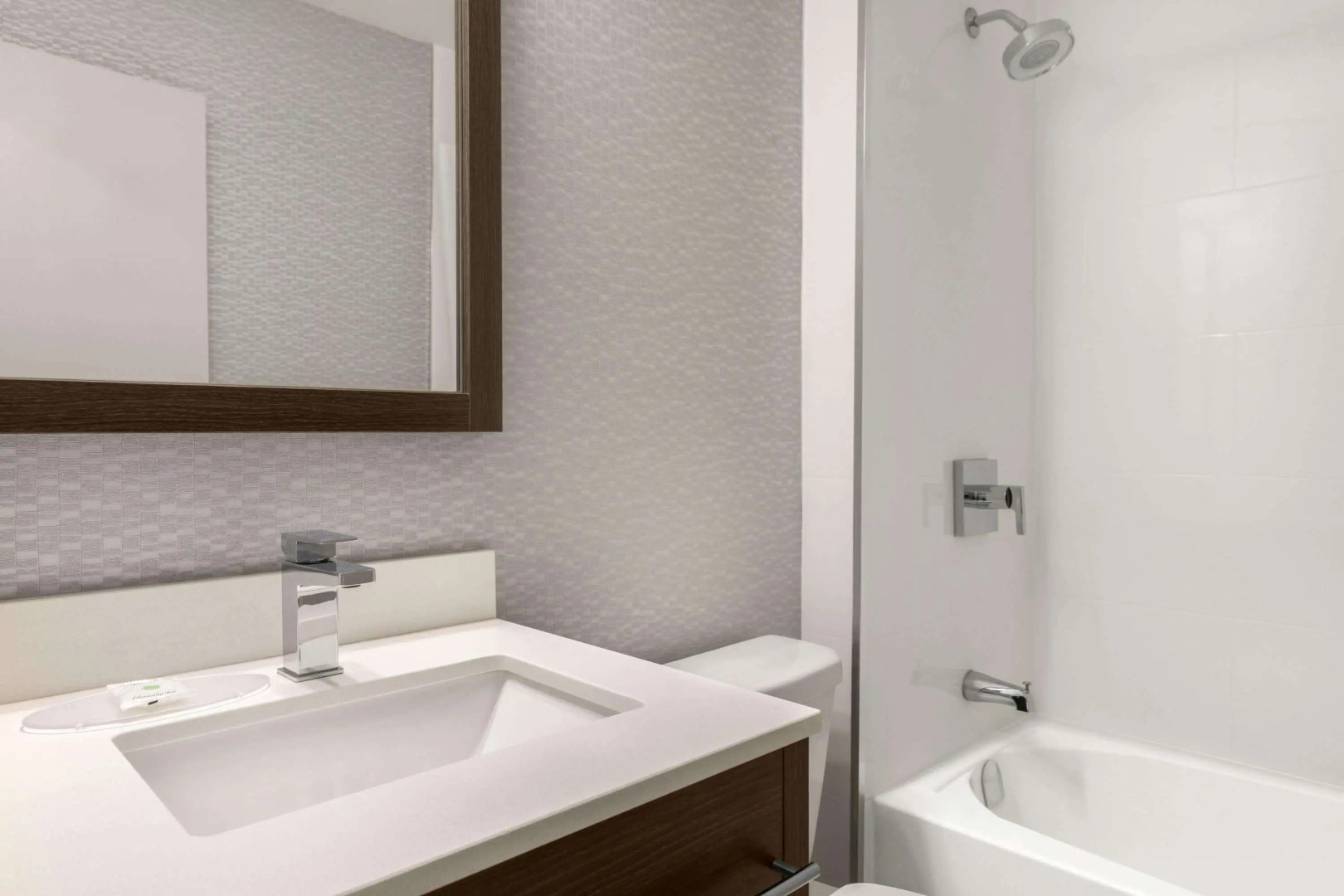 Days Inn by Wyndham Kingston