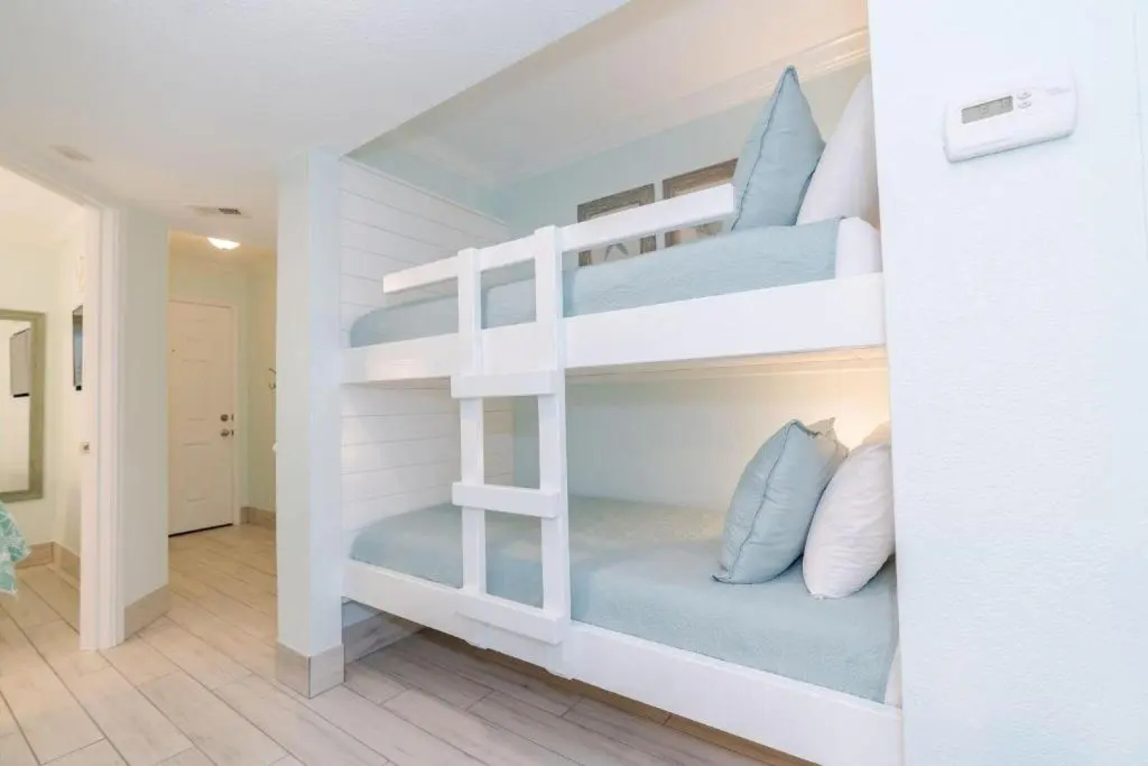 Seascape 2302 Hotel Room