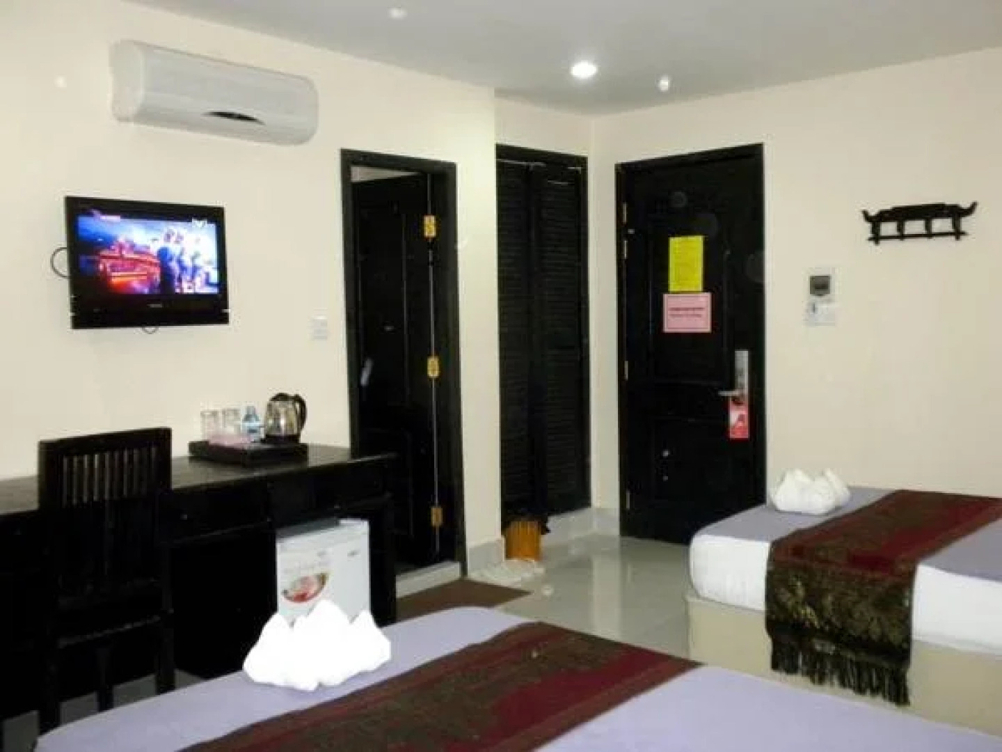 China Town Guesthouse