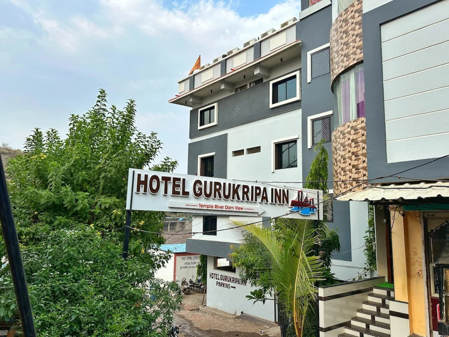 Hotel Gurukripa Inn