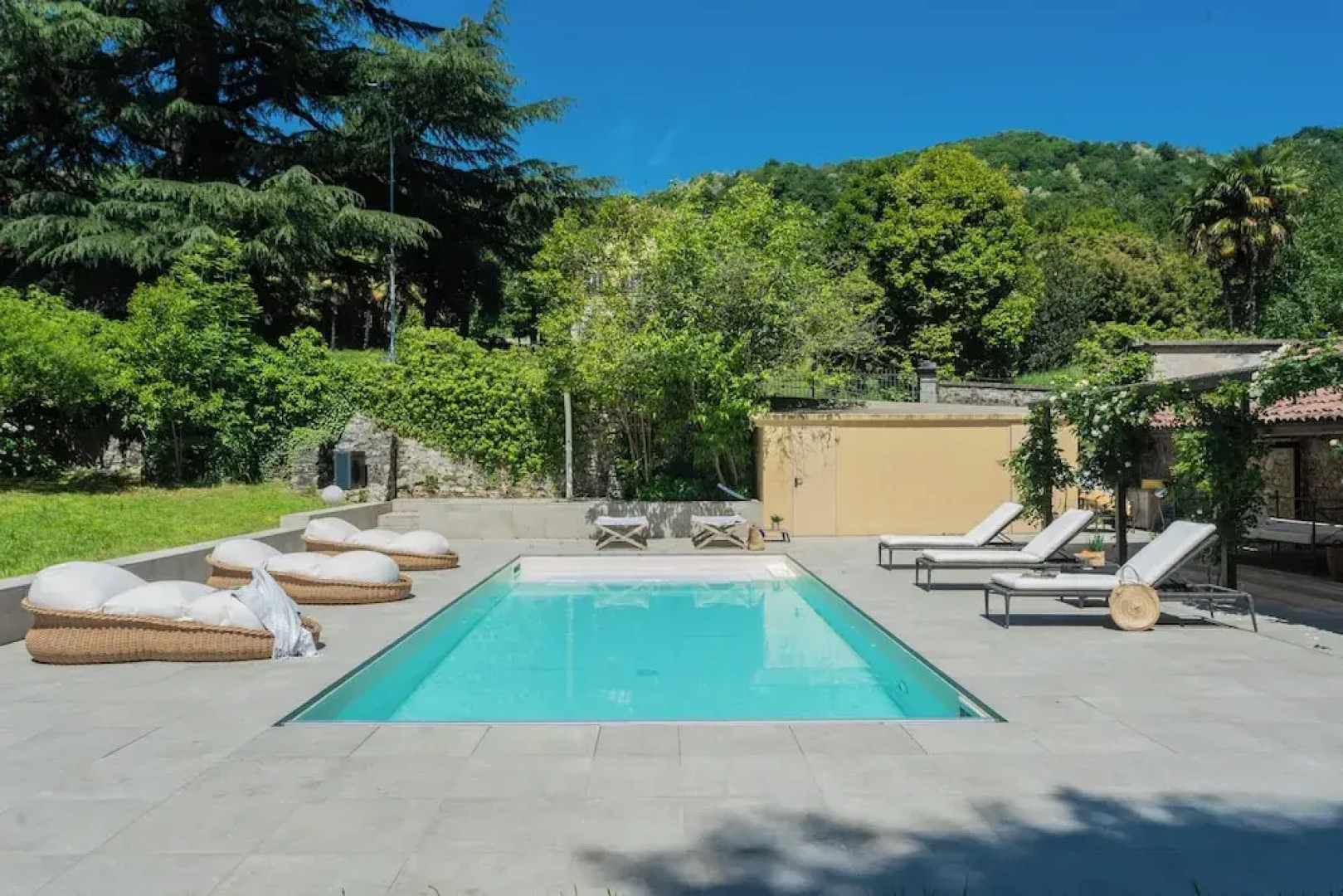 Villa Ca' Moneta Albavilla by Rent all Como