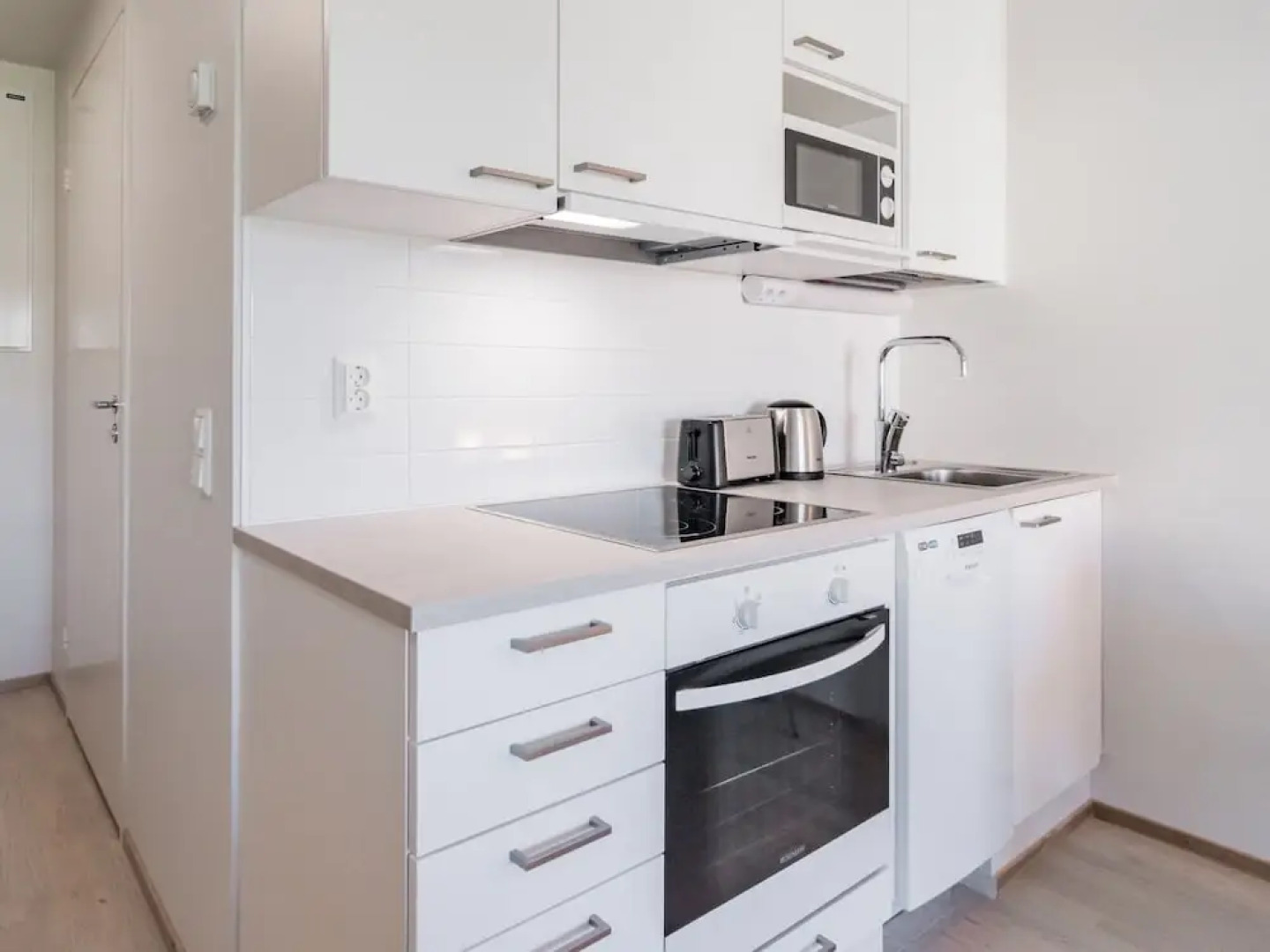 Local Nordic Apartments - Snowy Owl