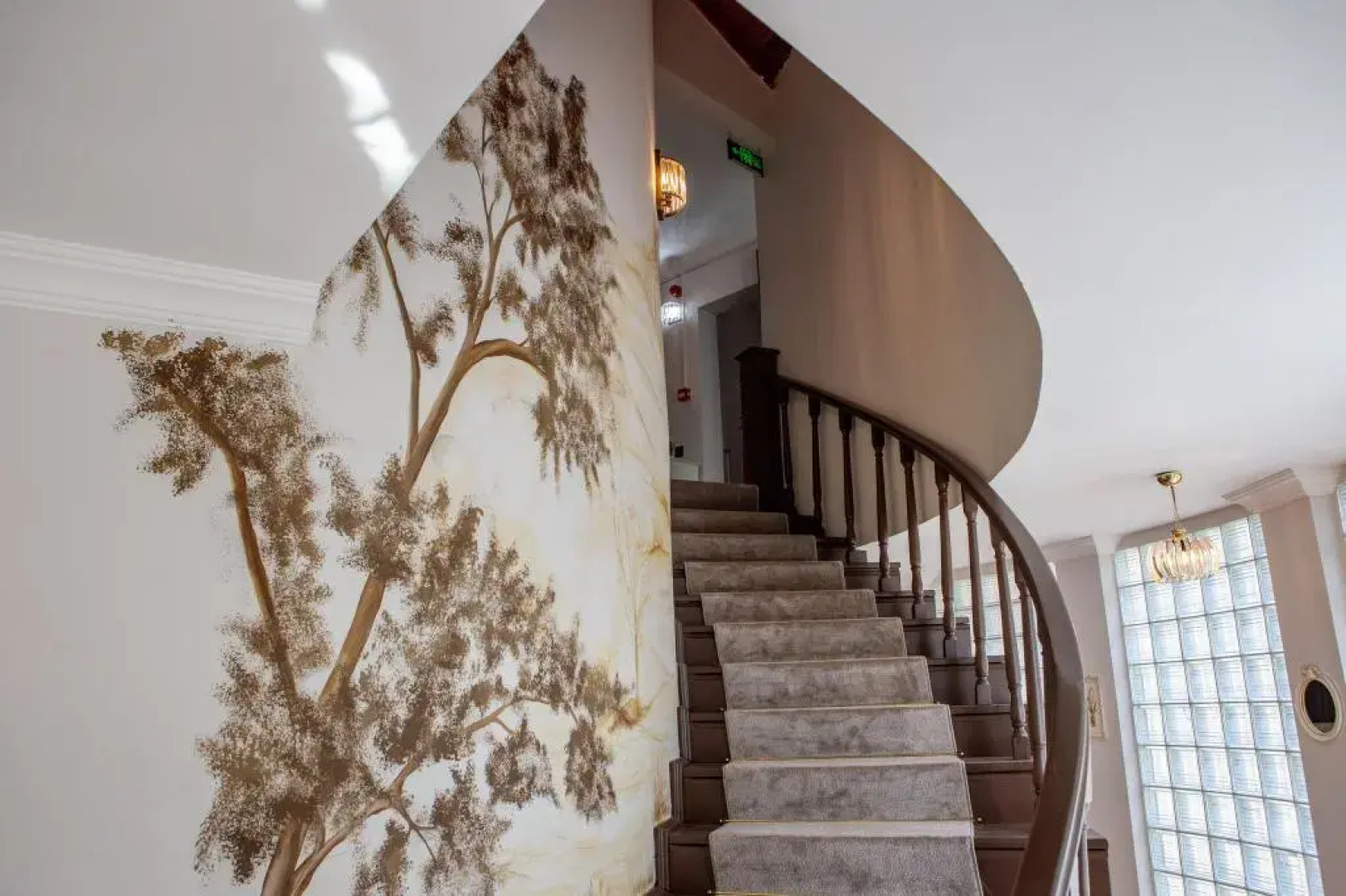 Gul Hanim Konagi Bornova Yakakoy