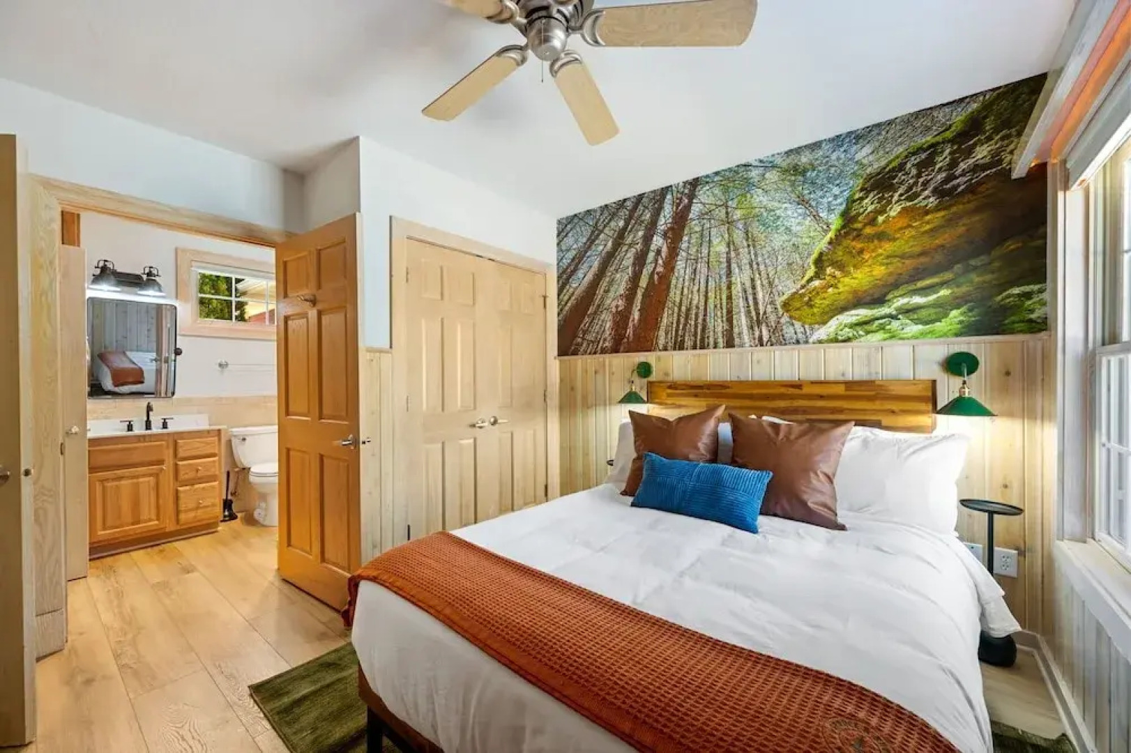 Spruce and Shore Motel