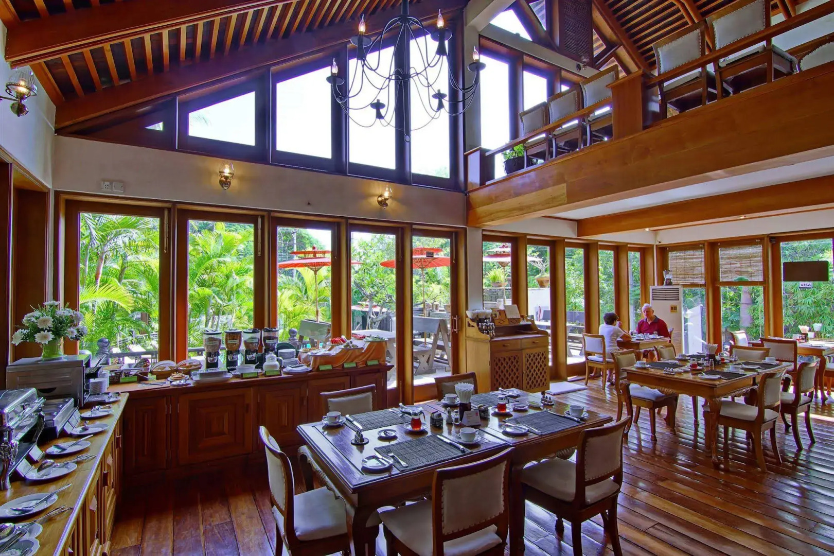 Hotel by the Red Canal