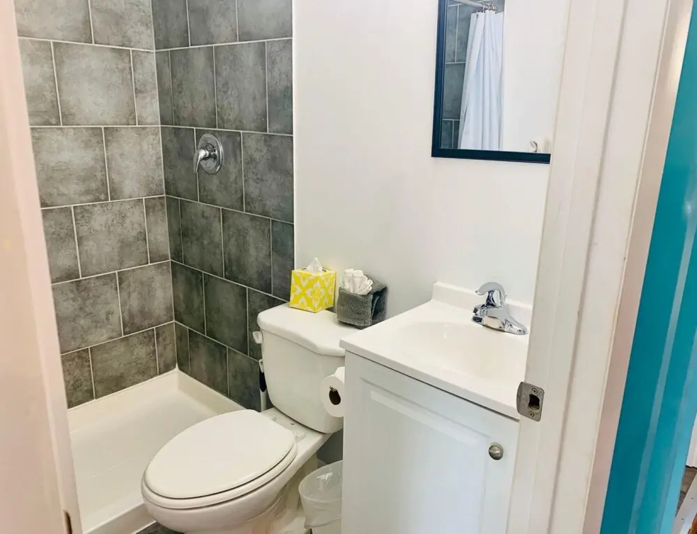 Atomic Container Home by Utah Vacation Home