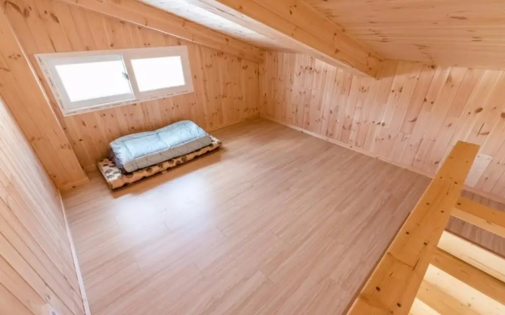 Paju Dalbitgadeuk Pension