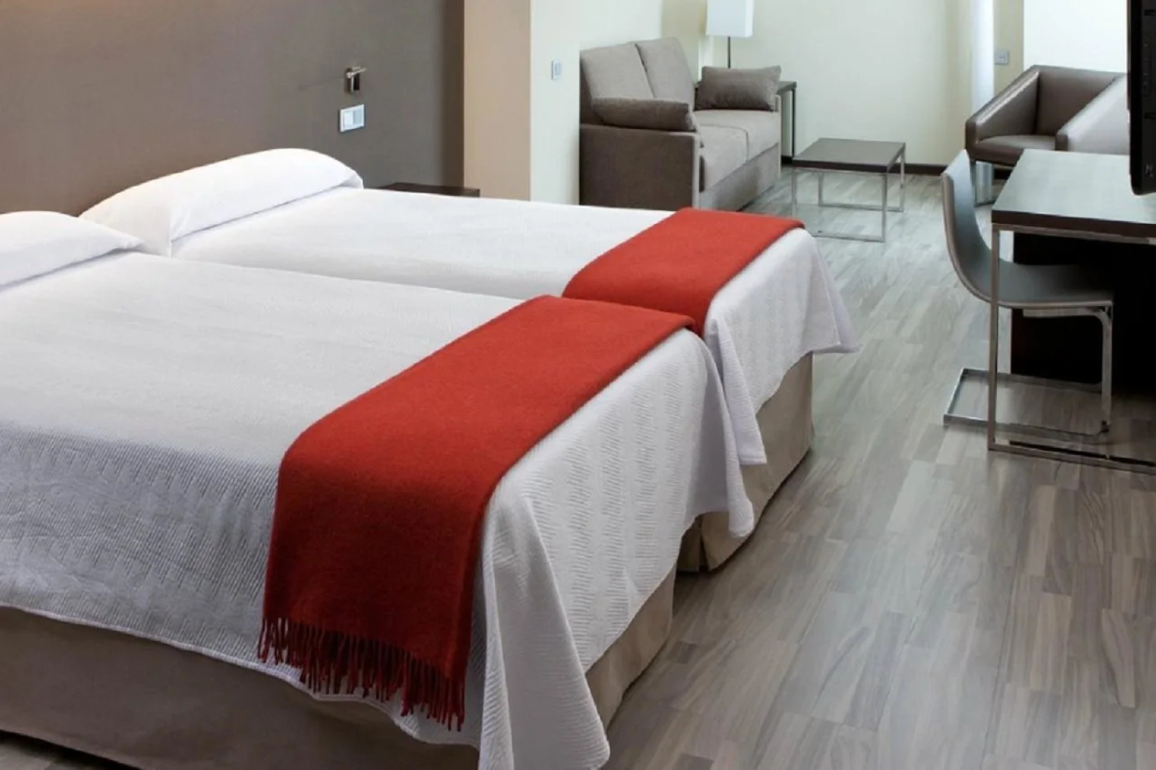 NH Barcelona Diagonal Center