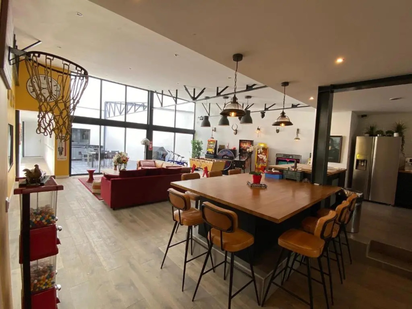 Loft Spa Reims-fr 200m2 privatifs, piscine intérieure chauffée, spa et parking