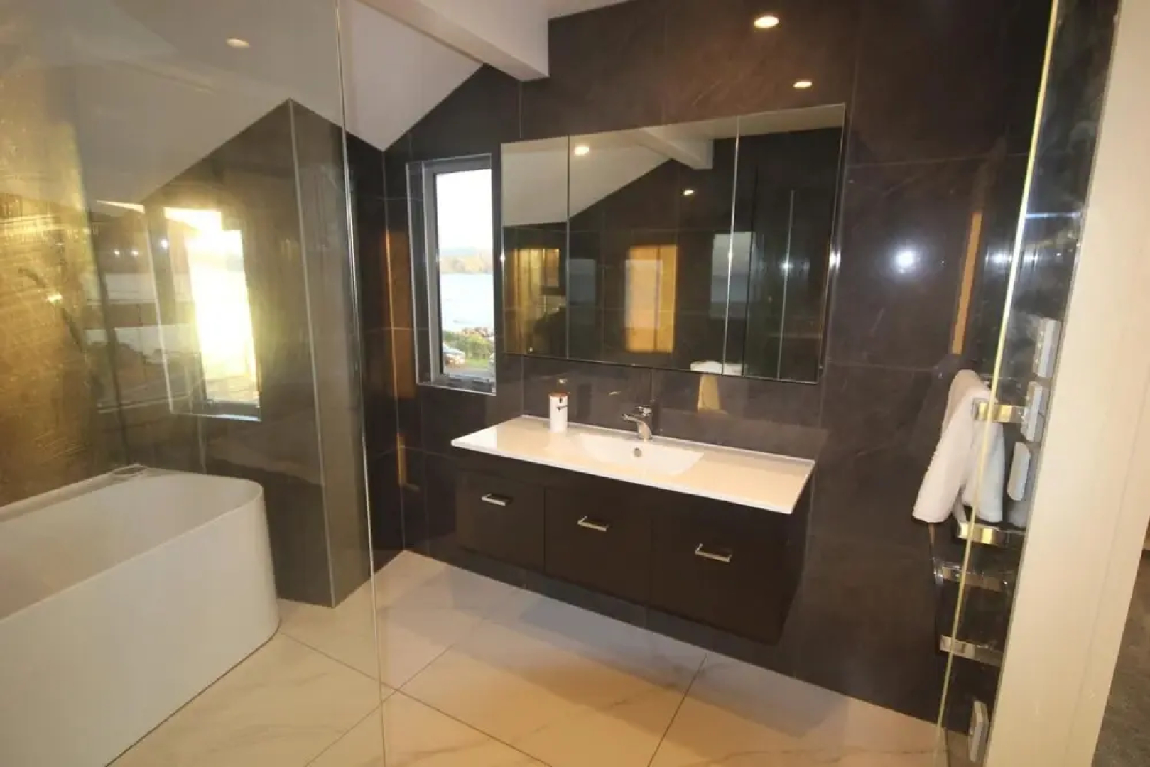 Wellington Beach Suite