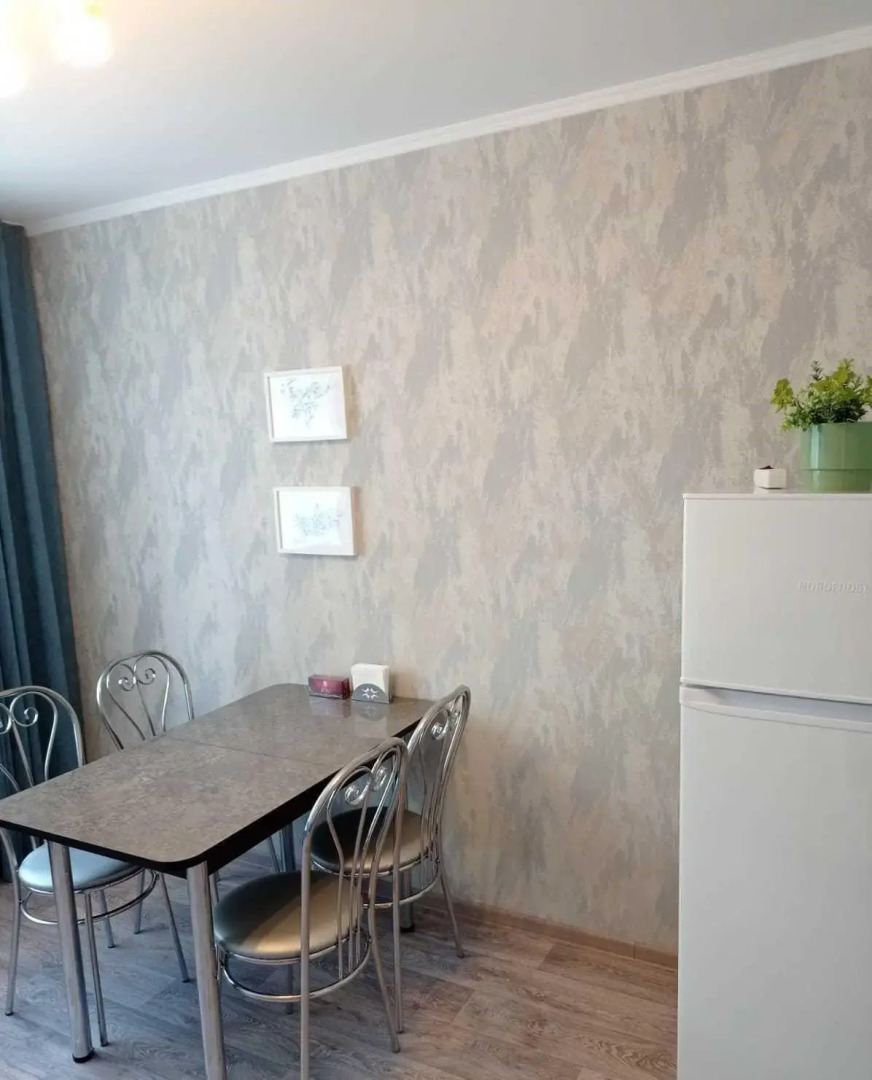 Апартаменты на улице Суркова 28 к1