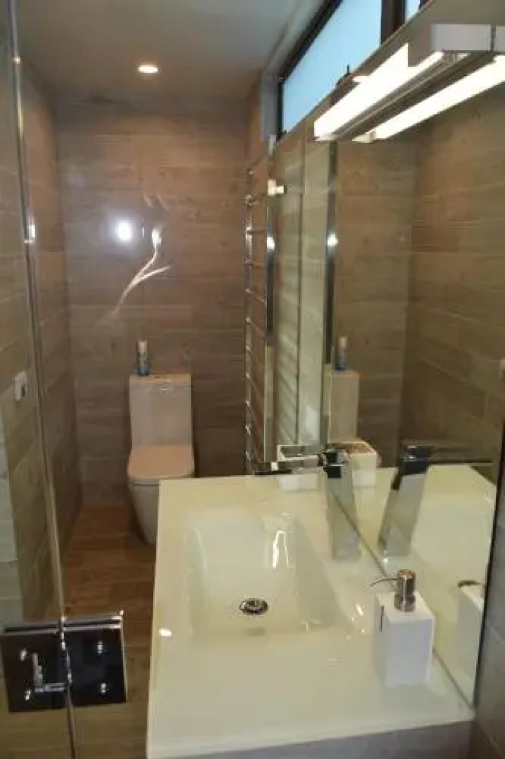 157 Field Way Luxury Lodge