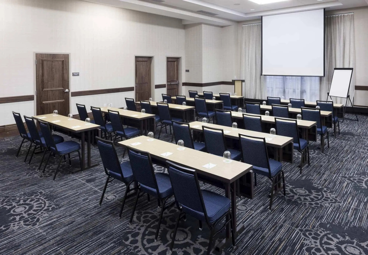 Courtyard by Marriott Richmond Downtown