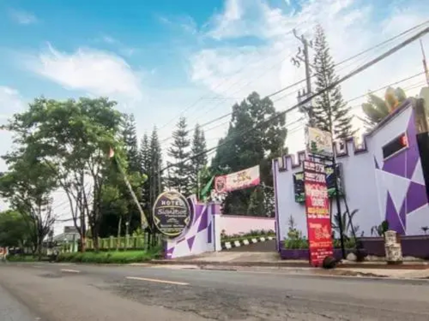 Hotel Signature Mandala Kencana