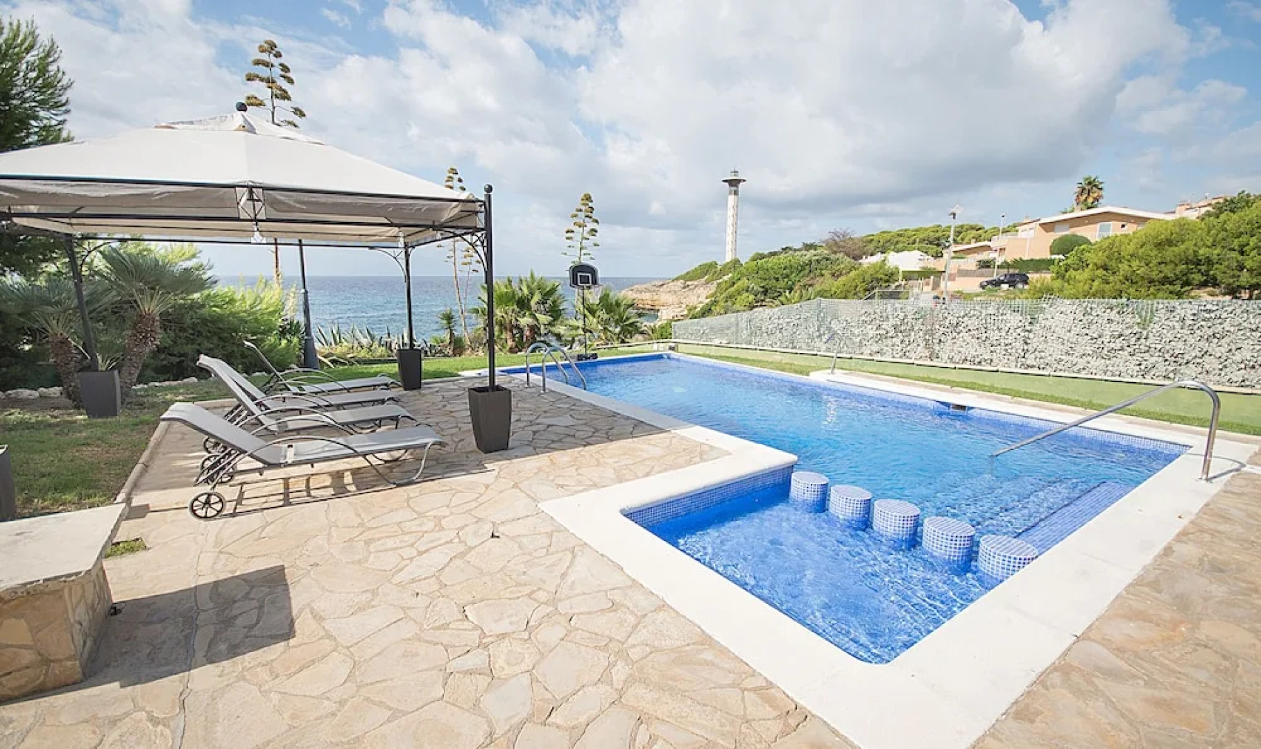 Villa Lighthouse in Torredembarra