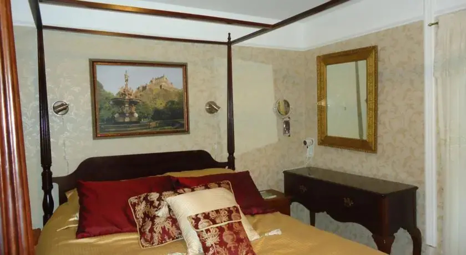 La Maison Sous lOrme