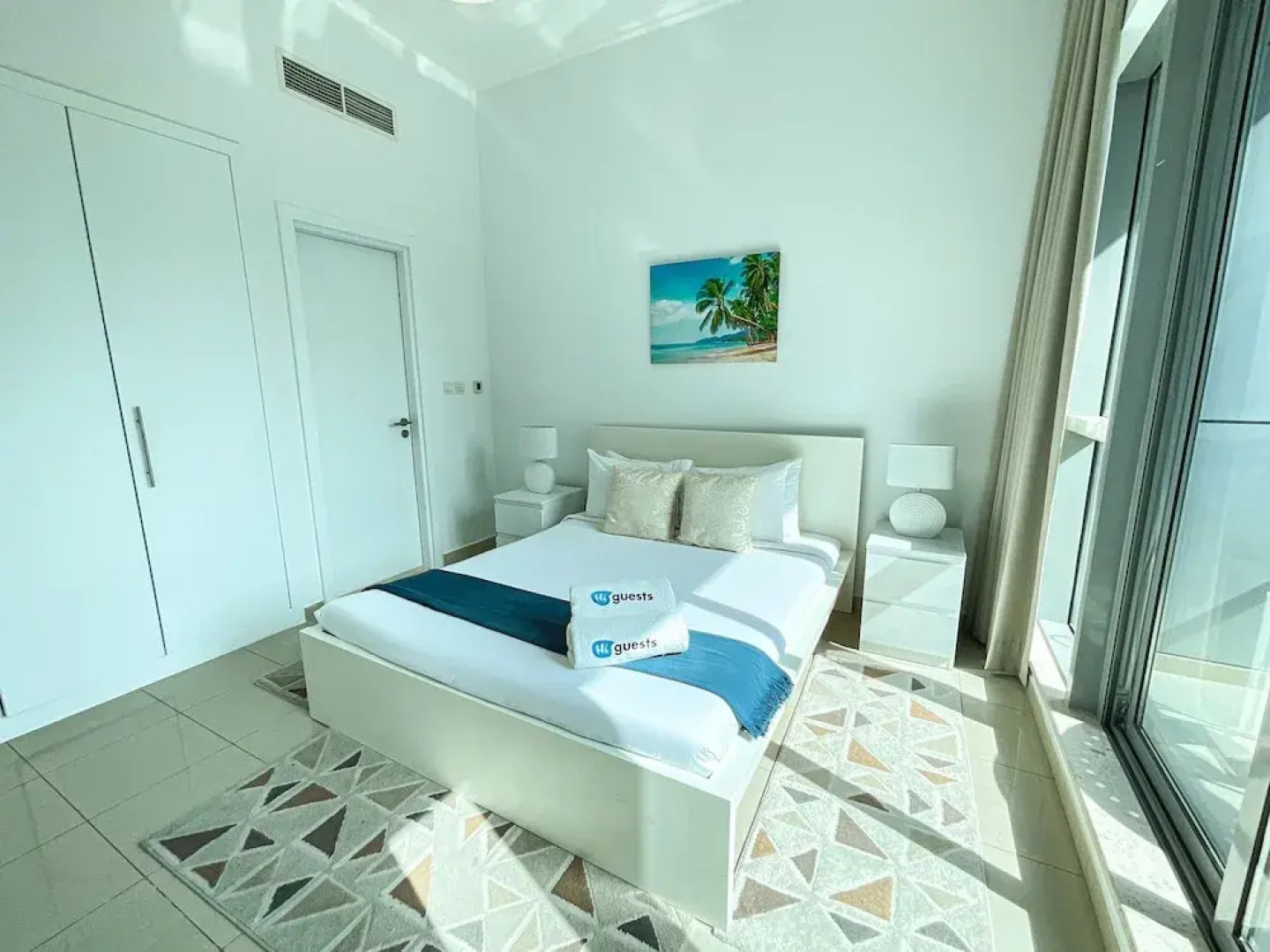 HiGuests - Bay central