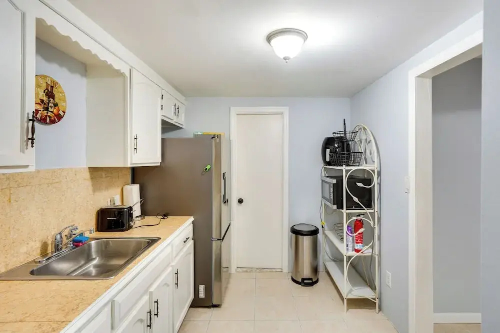 Cozy Albany Vacation Rental ~ 5 Mi to Downtown!