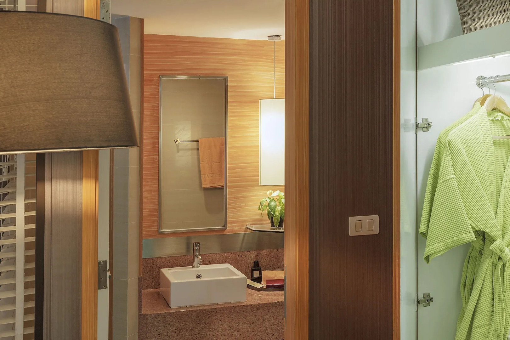 Отель Tango Vibrant Living Hotel