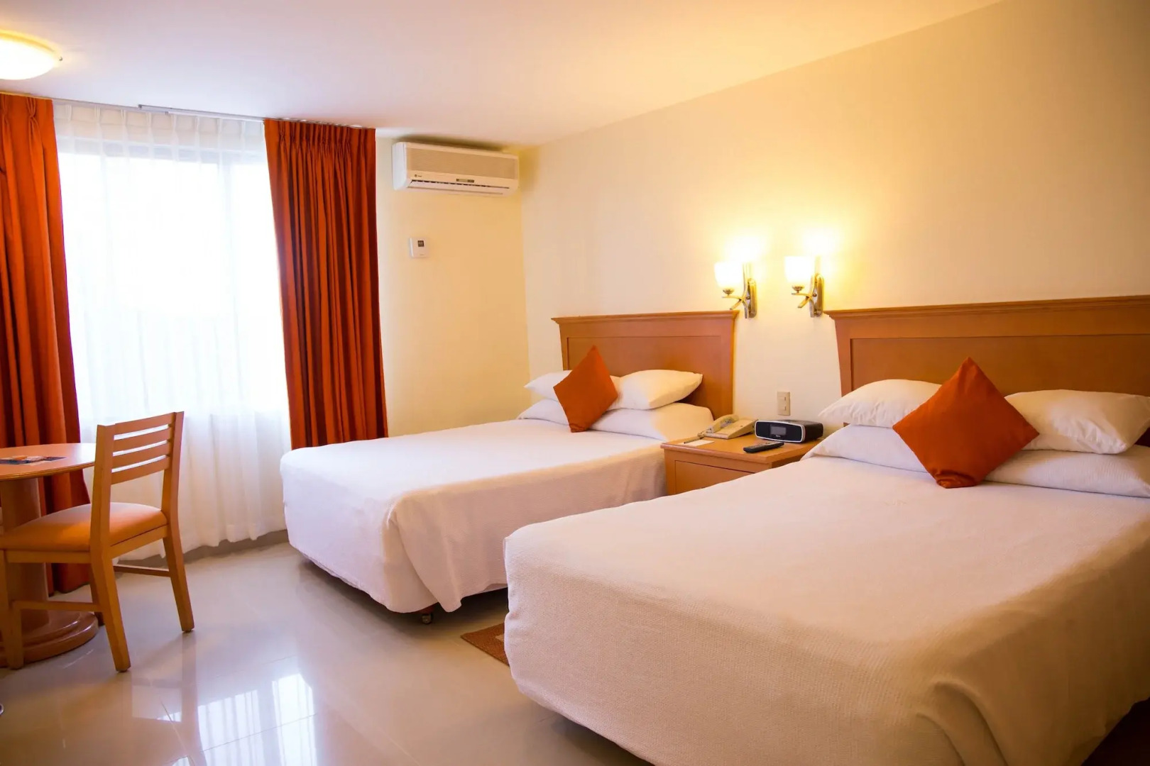 Araiza Palmira Hotel