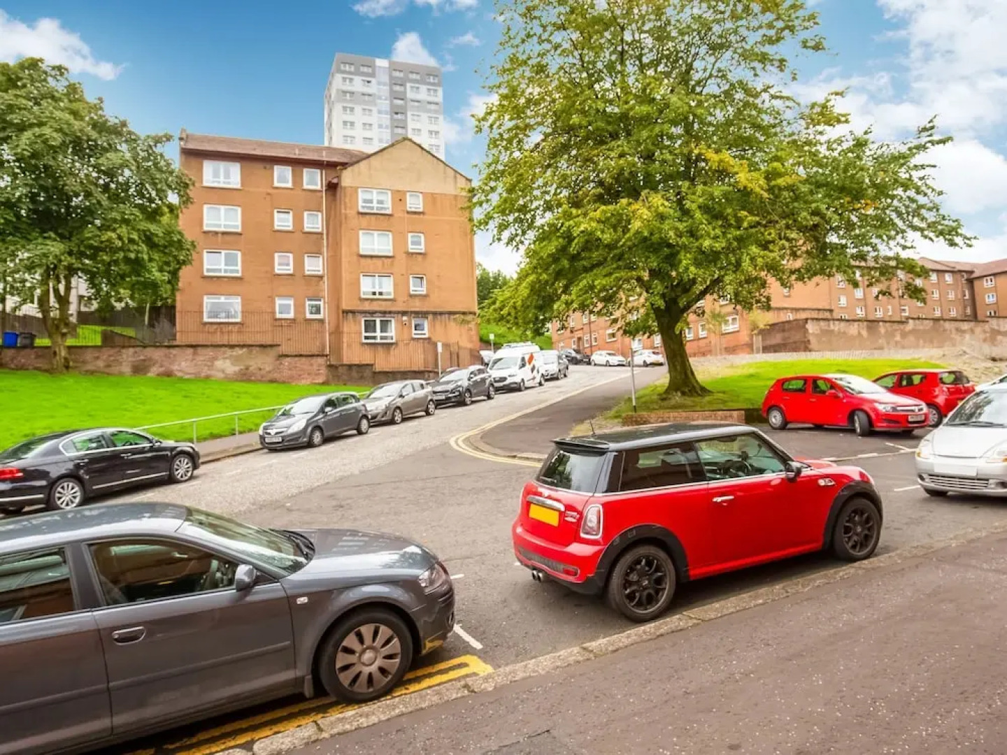 Graceful Apartment in Greenock near Newark Castle