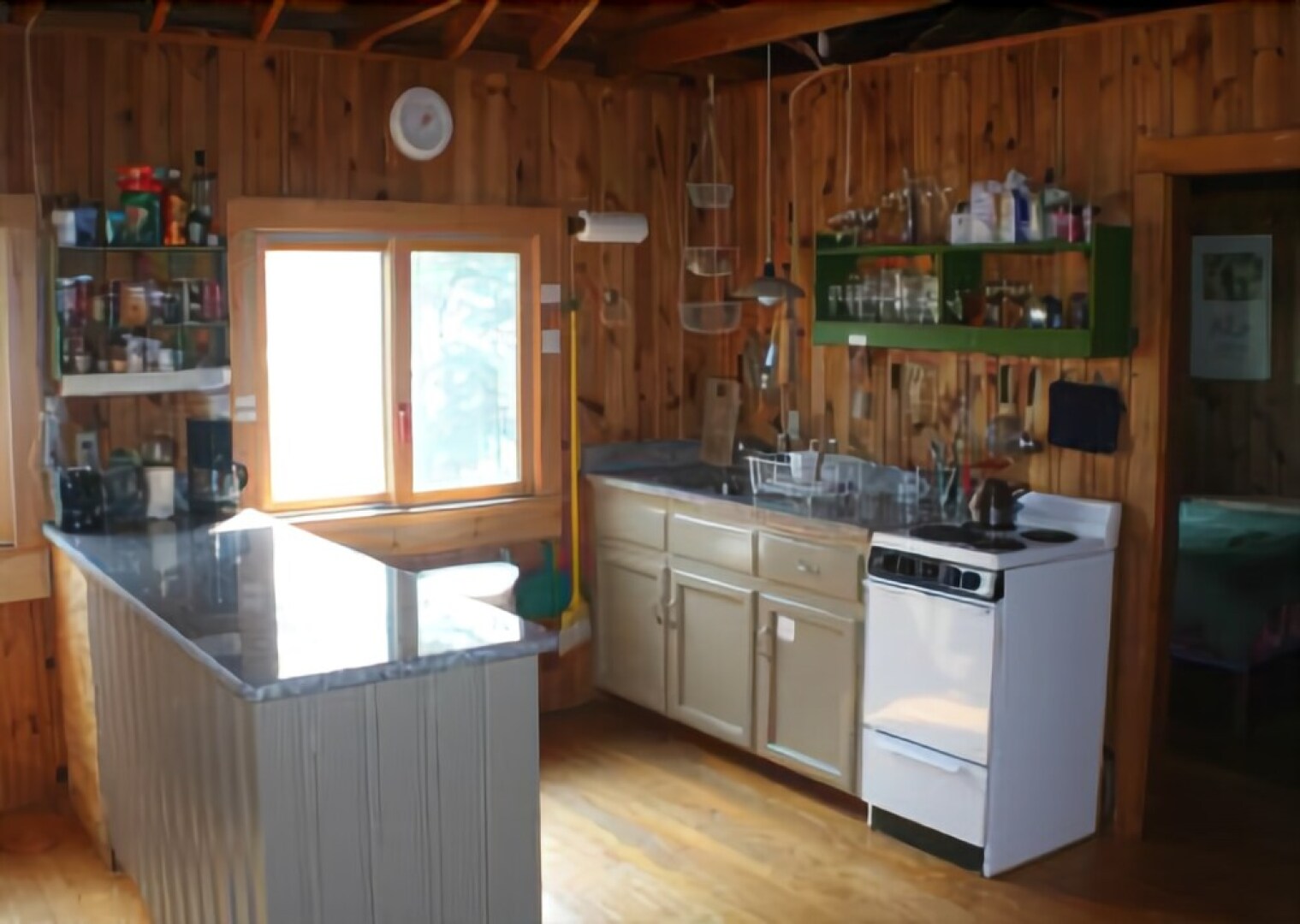 Dow Road Waterfront Cottage - One Bedroom Home