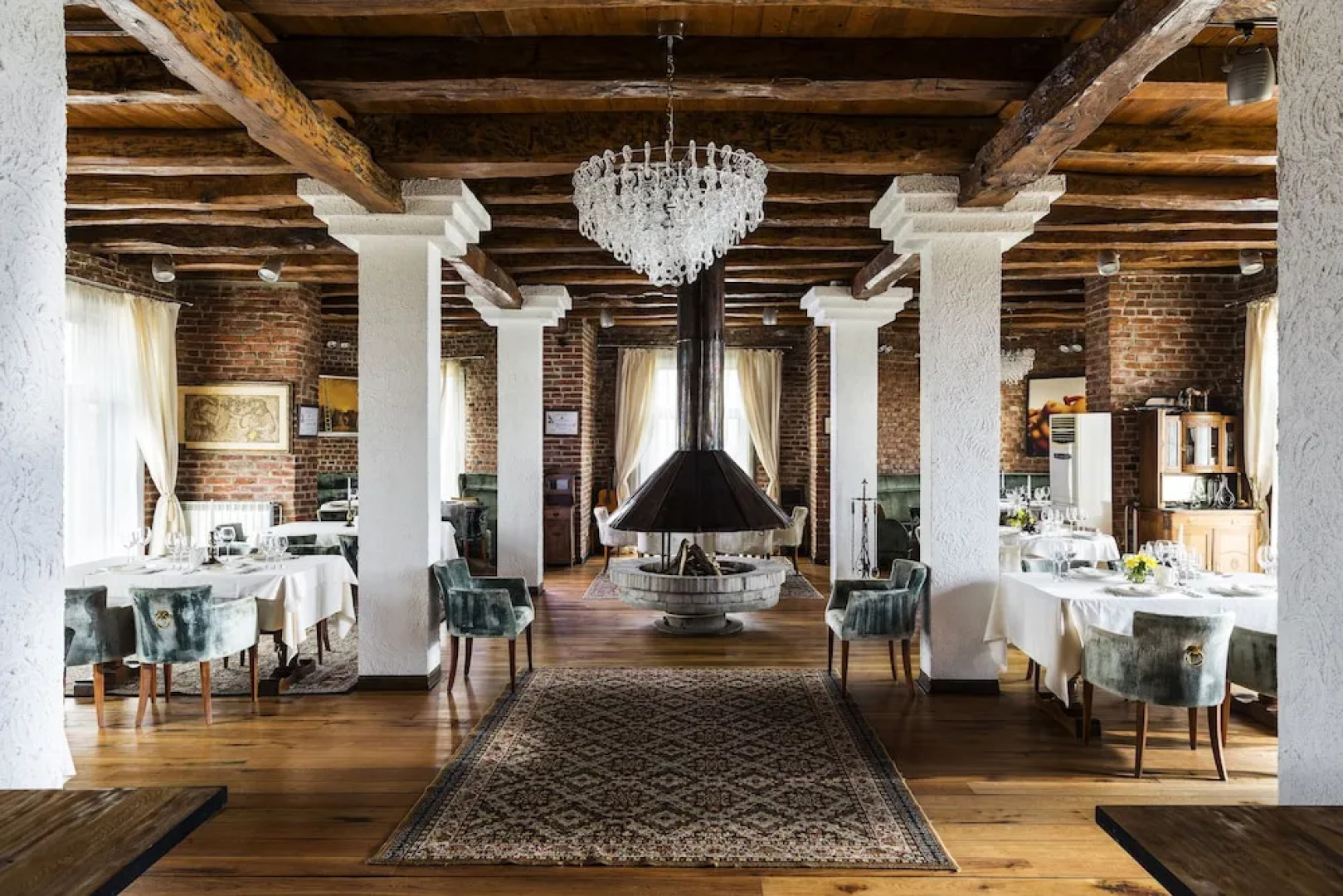 Maison & Chateau Copsa