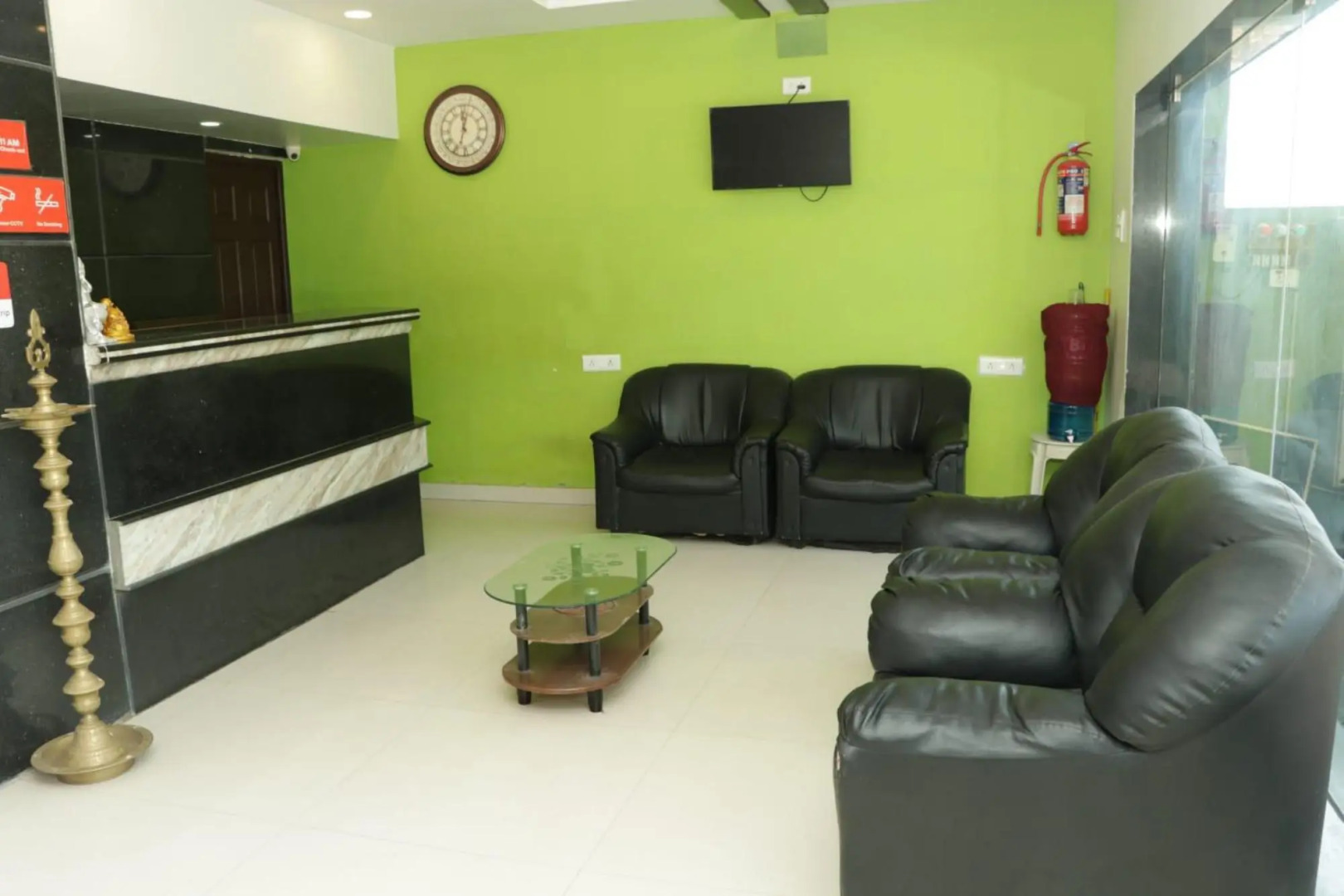 OYO 19821 Hotel Ram Leela